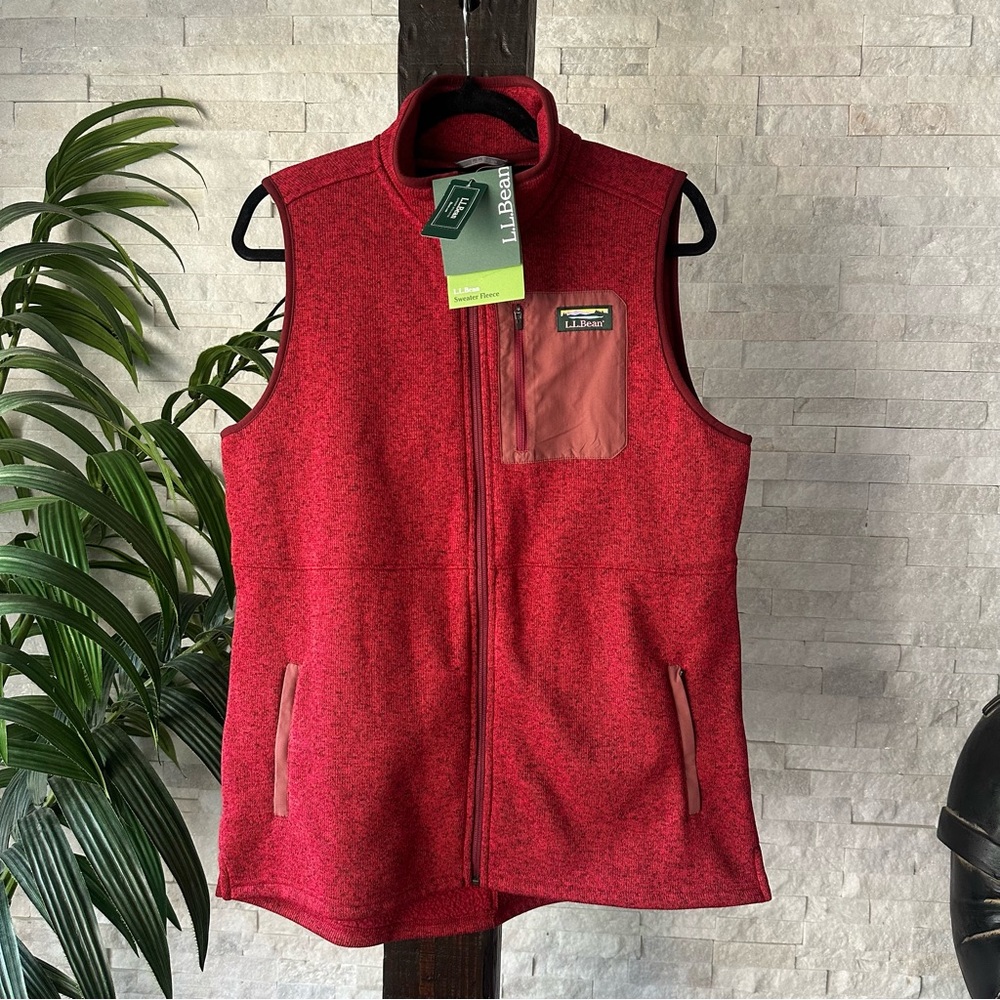 L.L. Bean Rosewood Red Fleece Vest Regular Large New with Tags